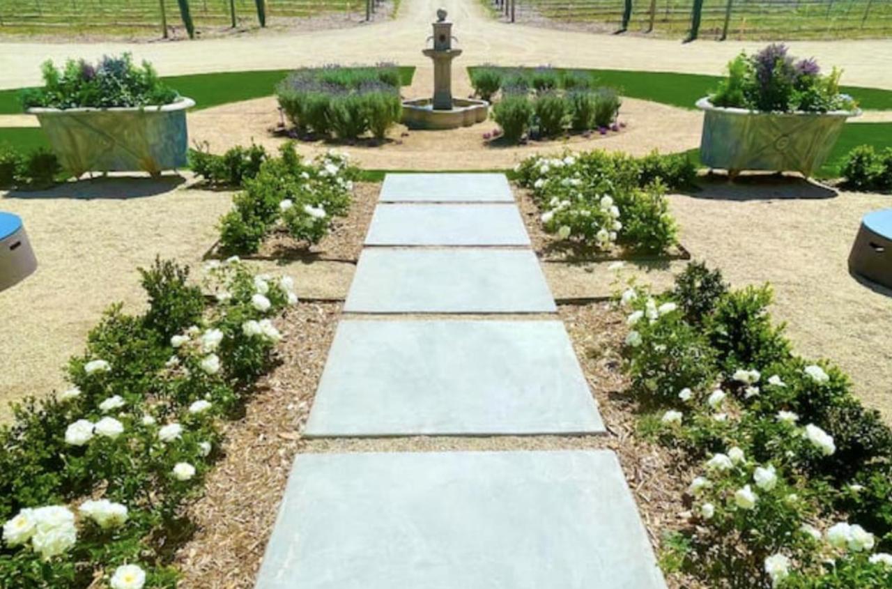 Domaine Chardonnay Bed & Breakfast Temecula Exterior photo